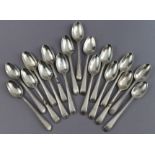 Seventeen George III silver Old English Bead pattern teaspoons, all with lion passant & maker’s mark