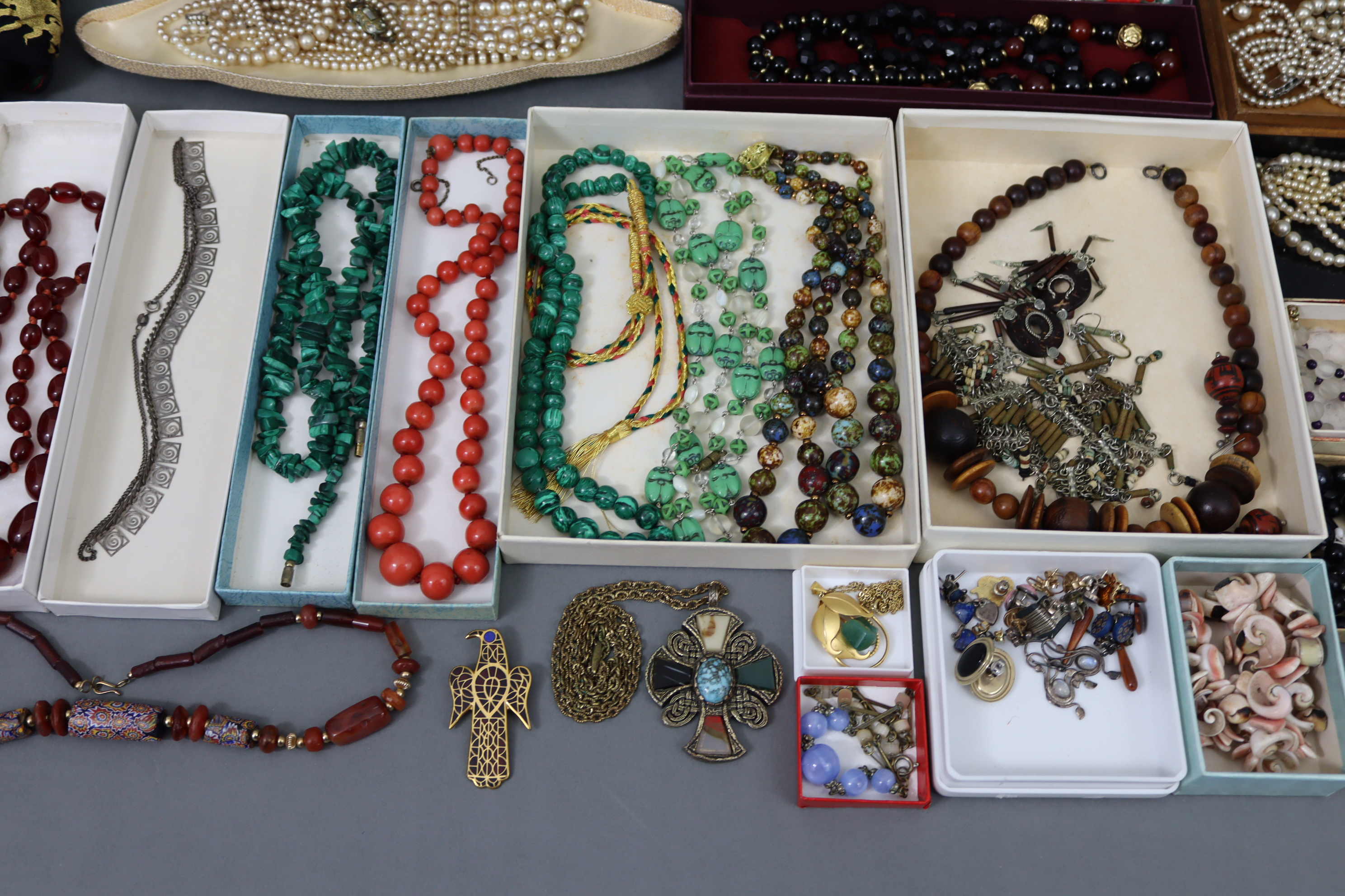 Various items of Victorian & later costume jewellery; & two pairs of Mary Quant tights. - Image 7 of 8