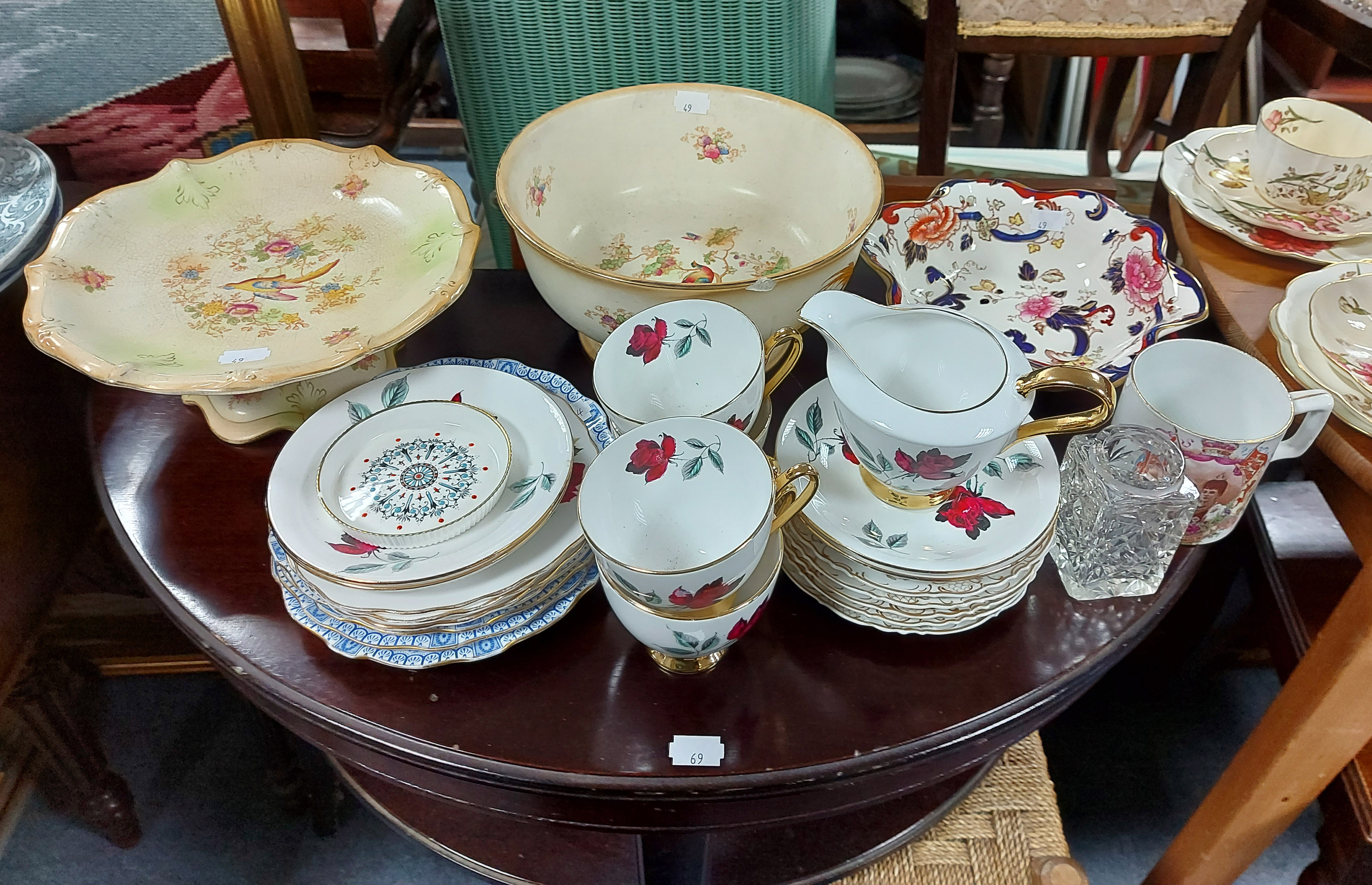 A collection of eight Victorian copper lustre jugs; a Mason’s Ironstone china “Mandalay” pattern - Image 4 of 4