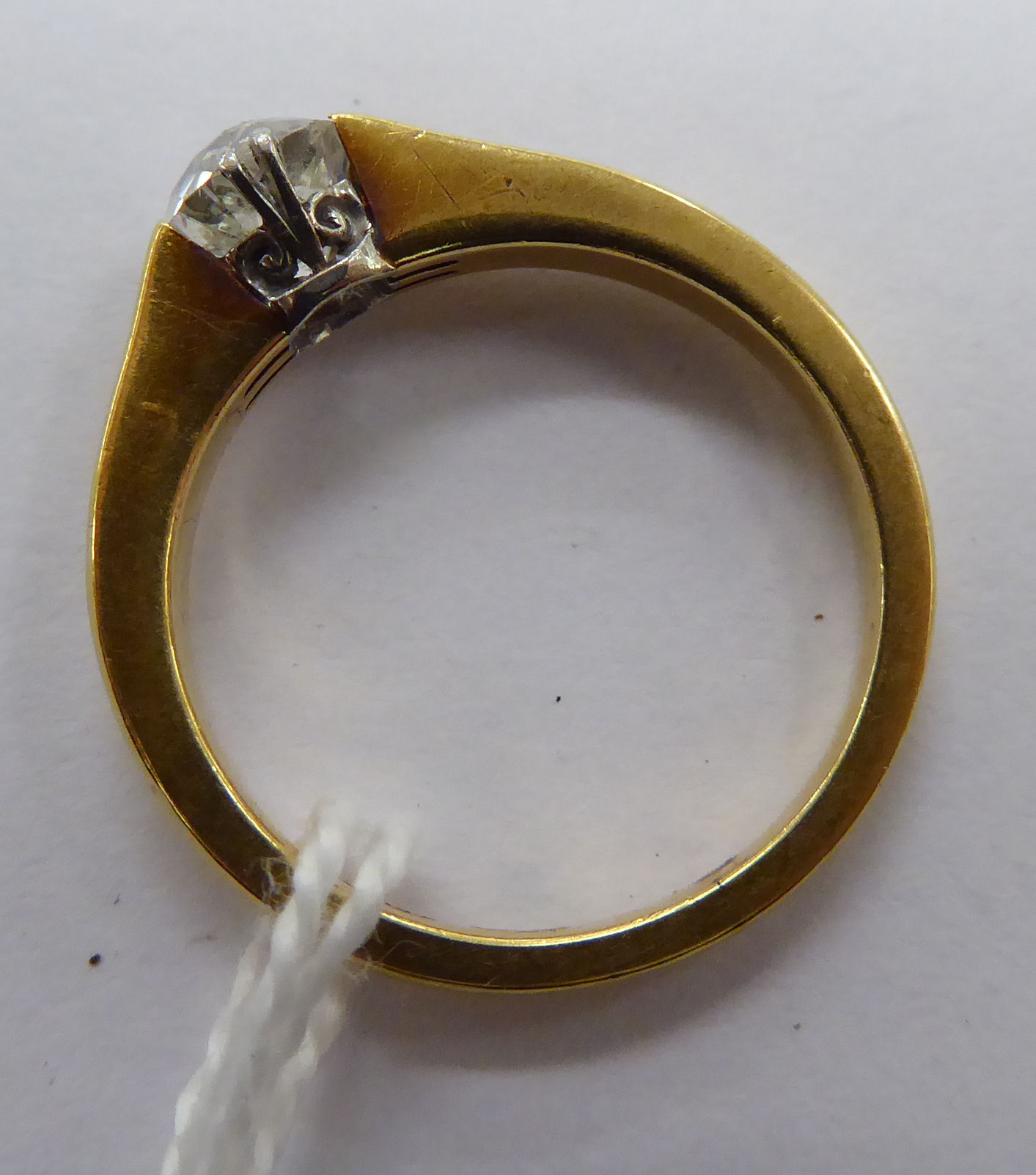 An 18ct gold claw set diamond solitaire ring 11 - Image 2 of 2