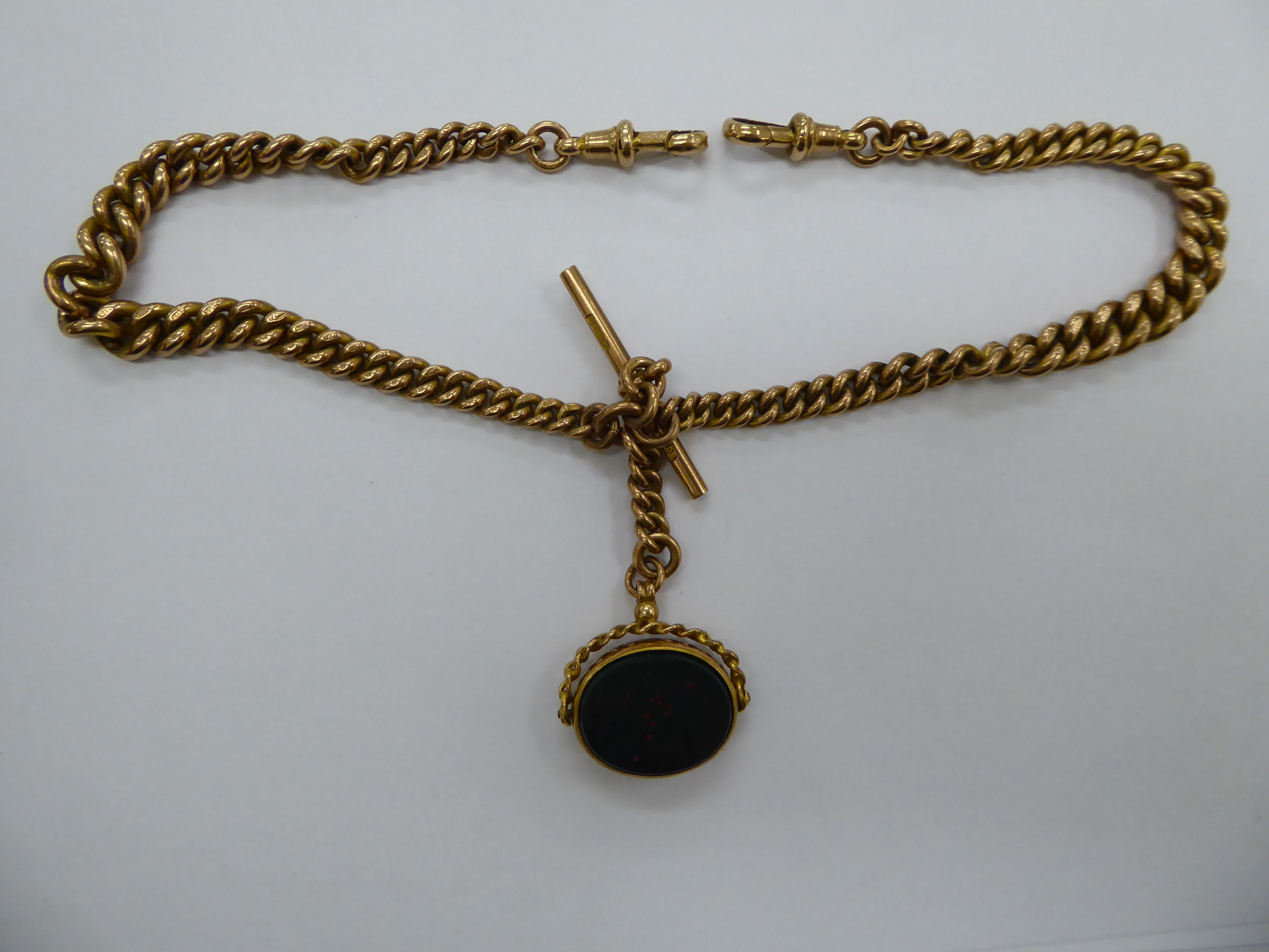 A 9ct gold fob watch double chain with a T-bar and swivel bloodstone set pendant 11 - Image 2 of 3