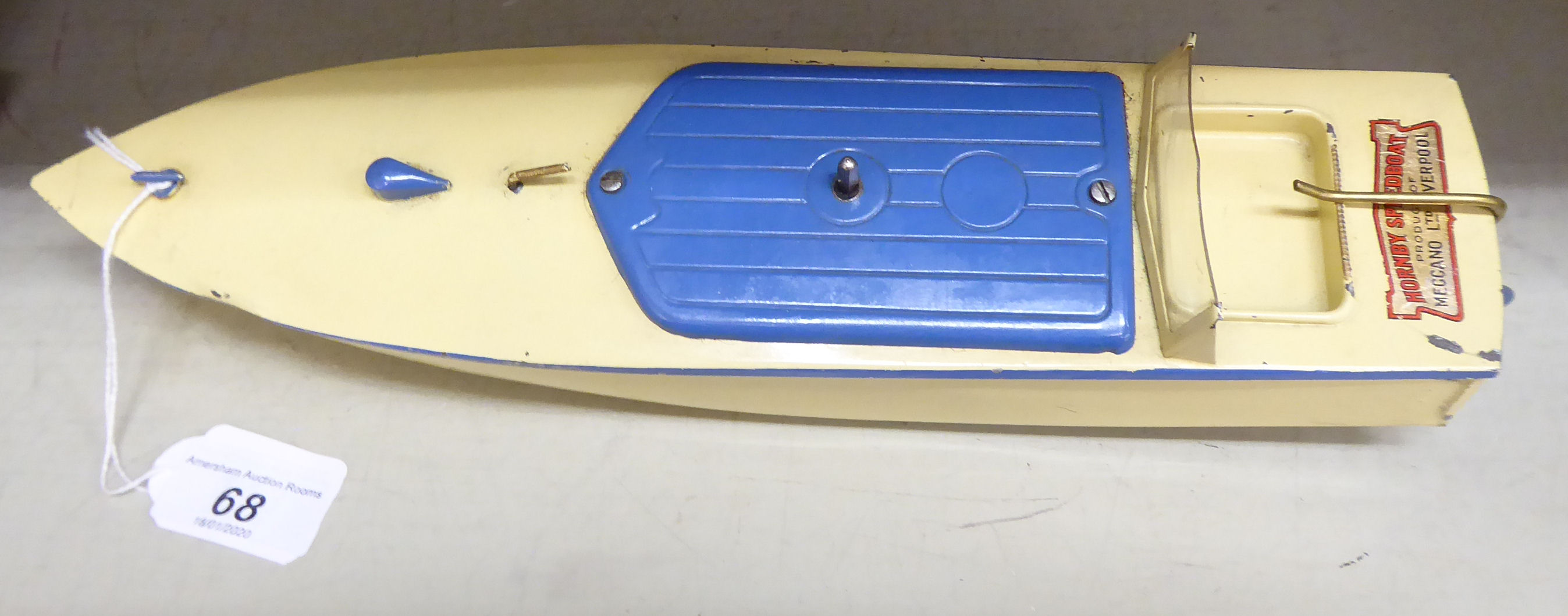 A Hornby clockwork model speed boat, in cream coloured and blue livery 12. - Image 2 of 3