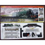 A Hornby 00 gauge model electric train set 'Flying Scotsman' with locomotive, tender,