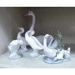 Six Lladro porcelain model swans various sizes OS2