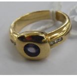 A 9ct gold ring,