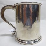 A 1930s silver one pint tankard London 1937 4.