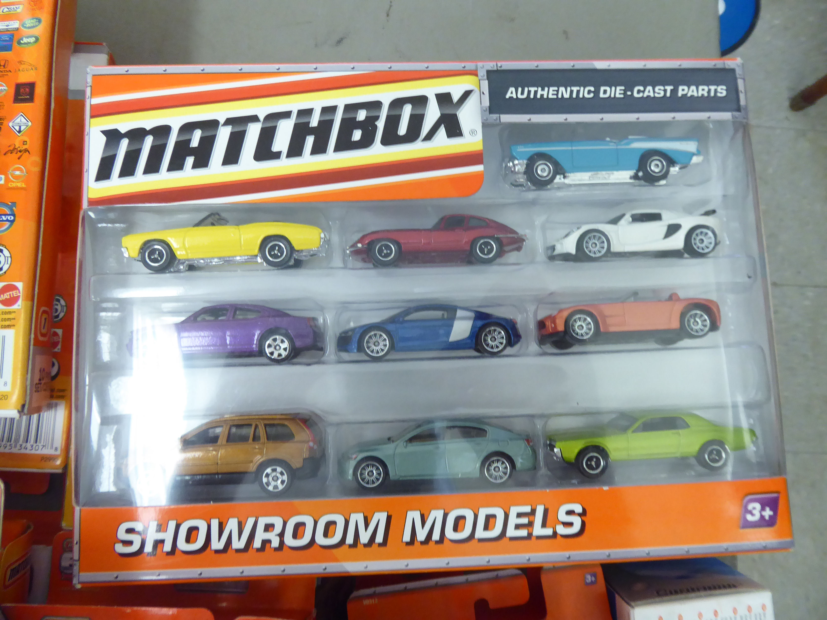 Matchbox and other diecast model vehicles: to include 'miniature' five set packs RSM - Image 7 of 7