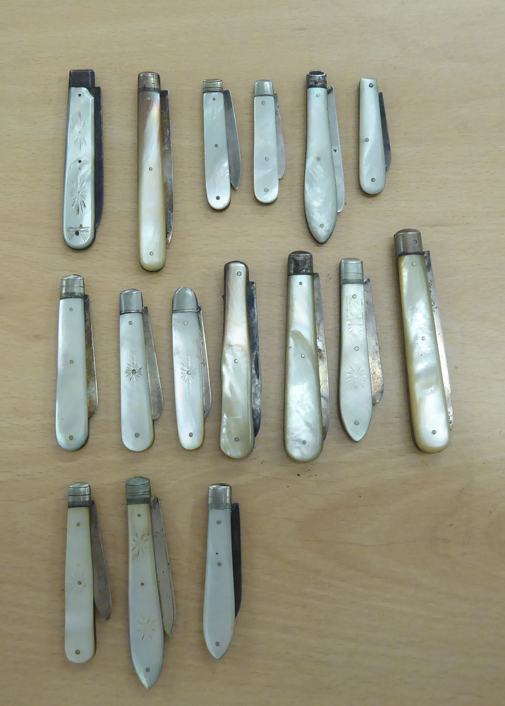 Seventeen similar 19th & 20thC folding fruit knives with mother-of-pearl handles and silver blades - Image 3 of 9