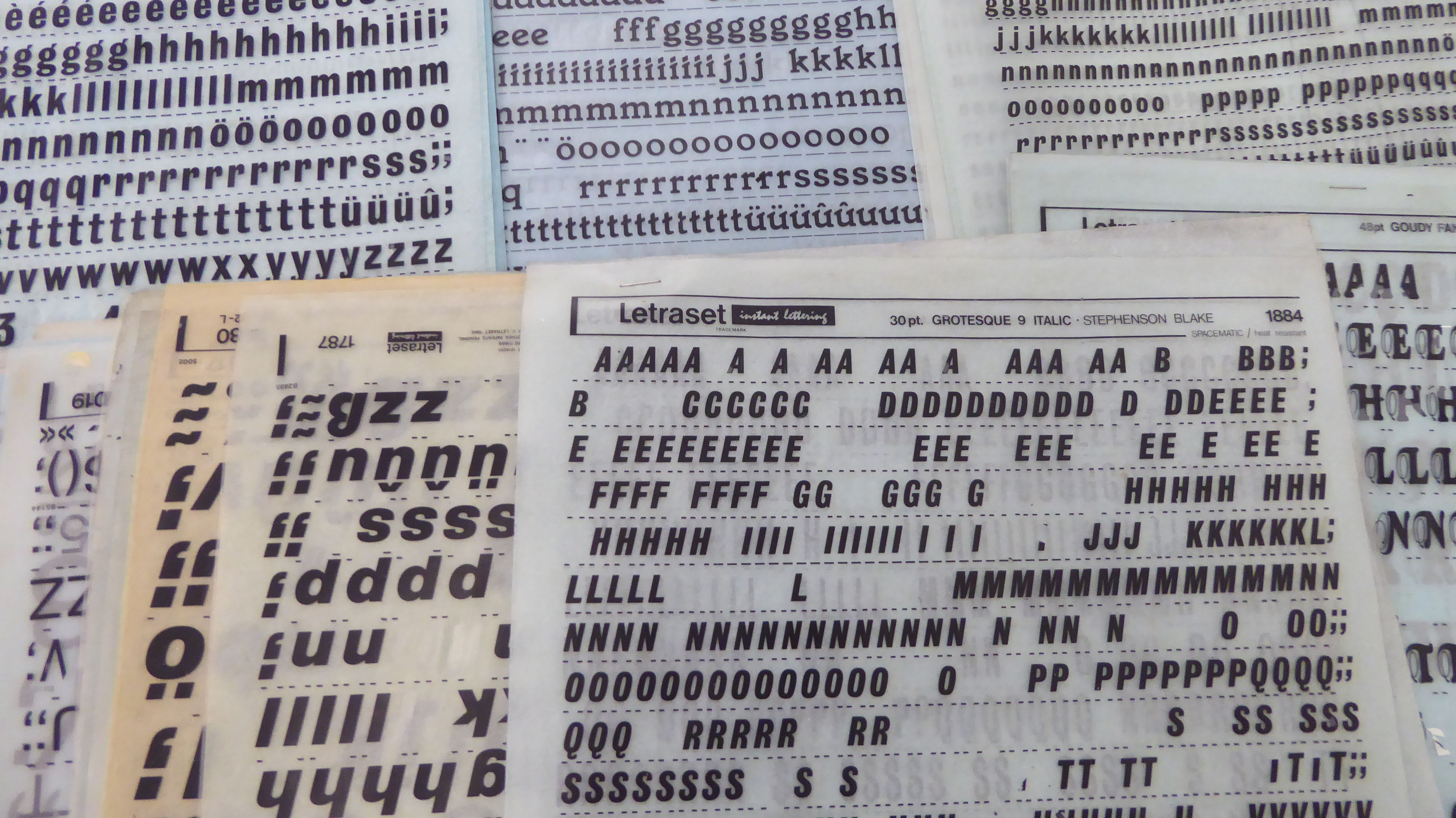 An uncollated collection of Letraset transfers, comprising Arabic numerals and alphabet letters, - Image 2 of 4