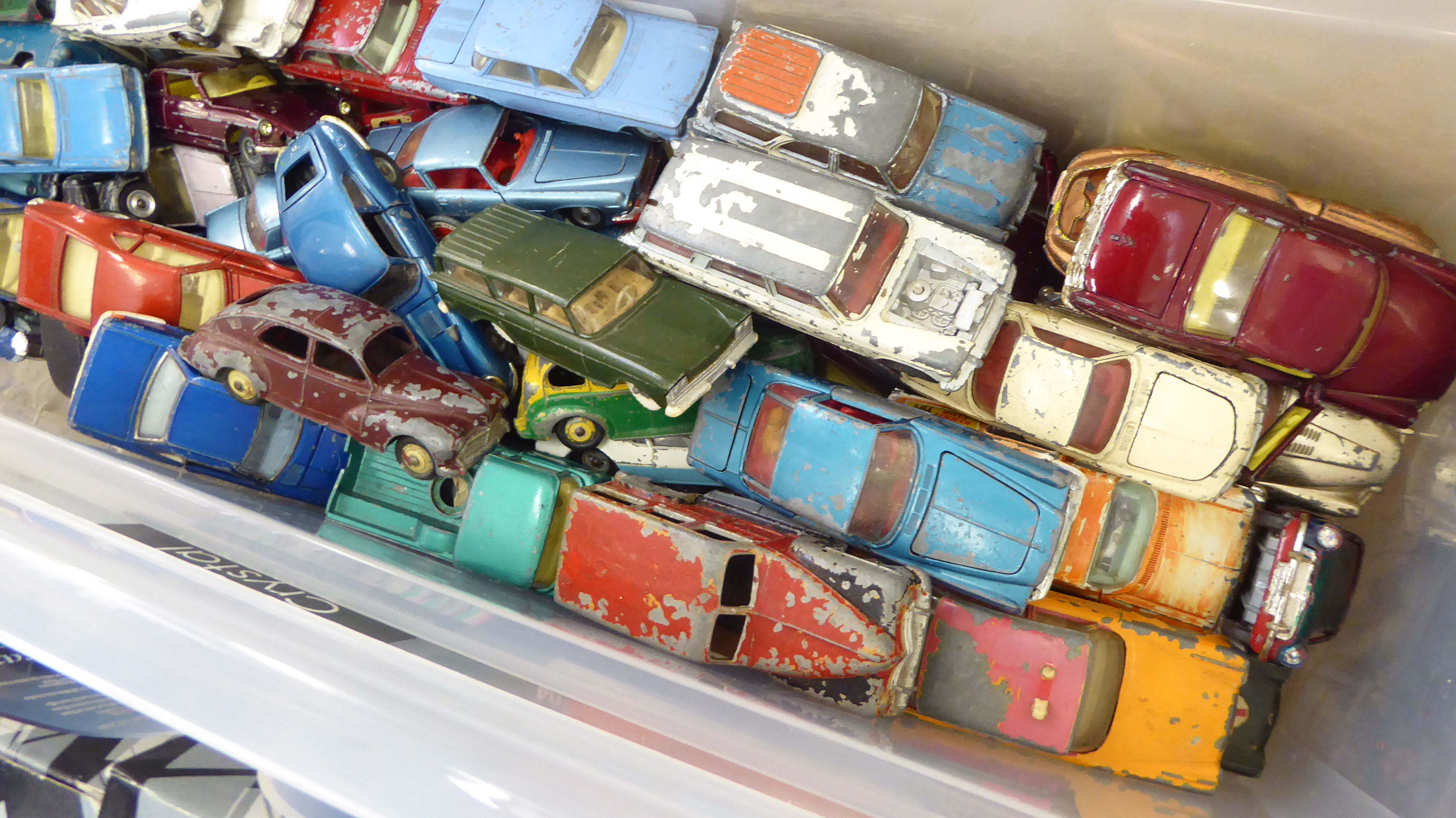 Cararama and other diecast model vehicles: to include 'vintage' sports cars and vans some boxed - Image 2 of 4
