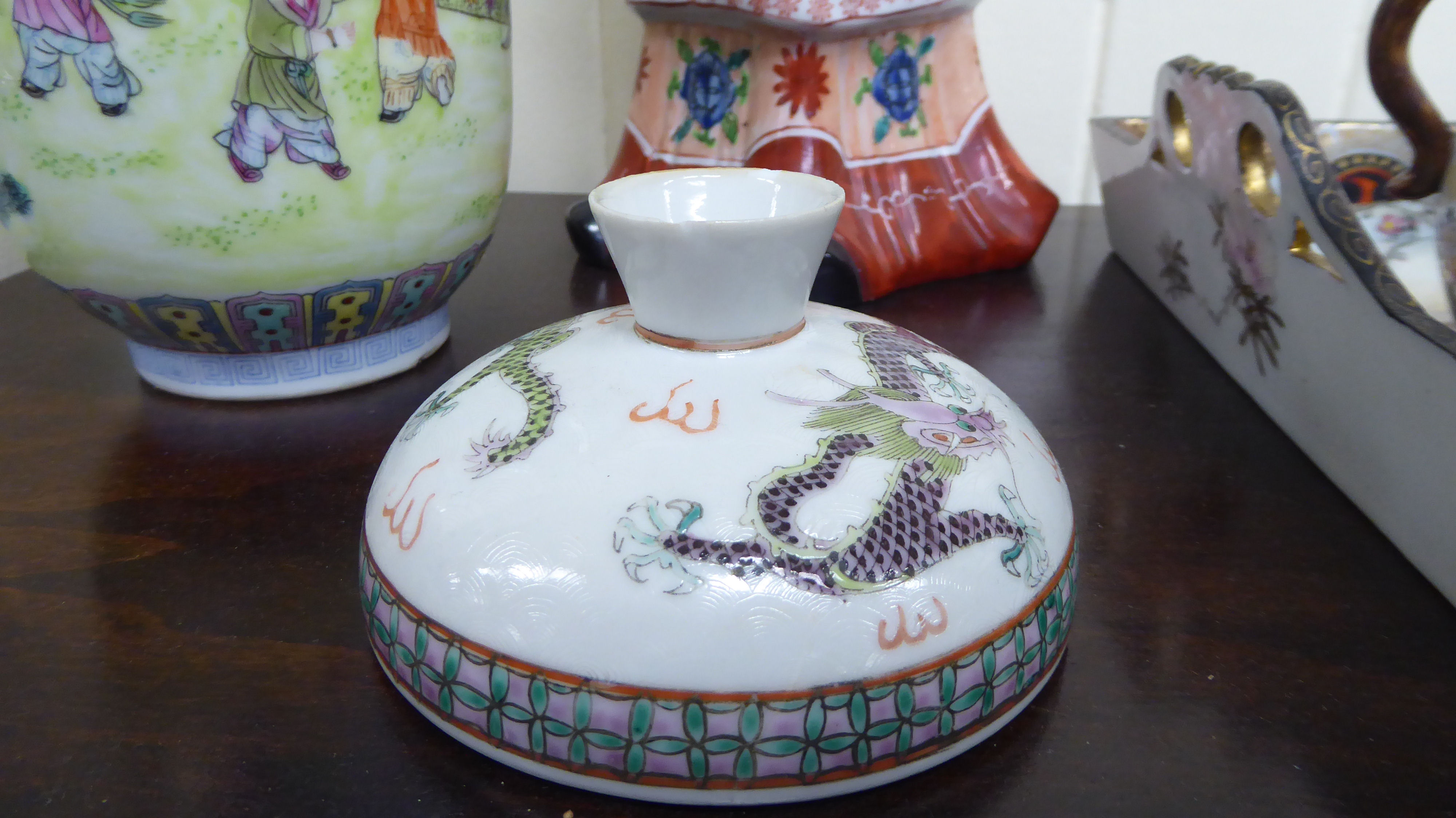 Oriental ceramics: to include a 20thC porcelain figure, - Image 3 of 4
