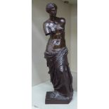 A modern cast bronze figure 'Venus de Milo' 11.