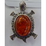 A silver turtle pendant brooch,