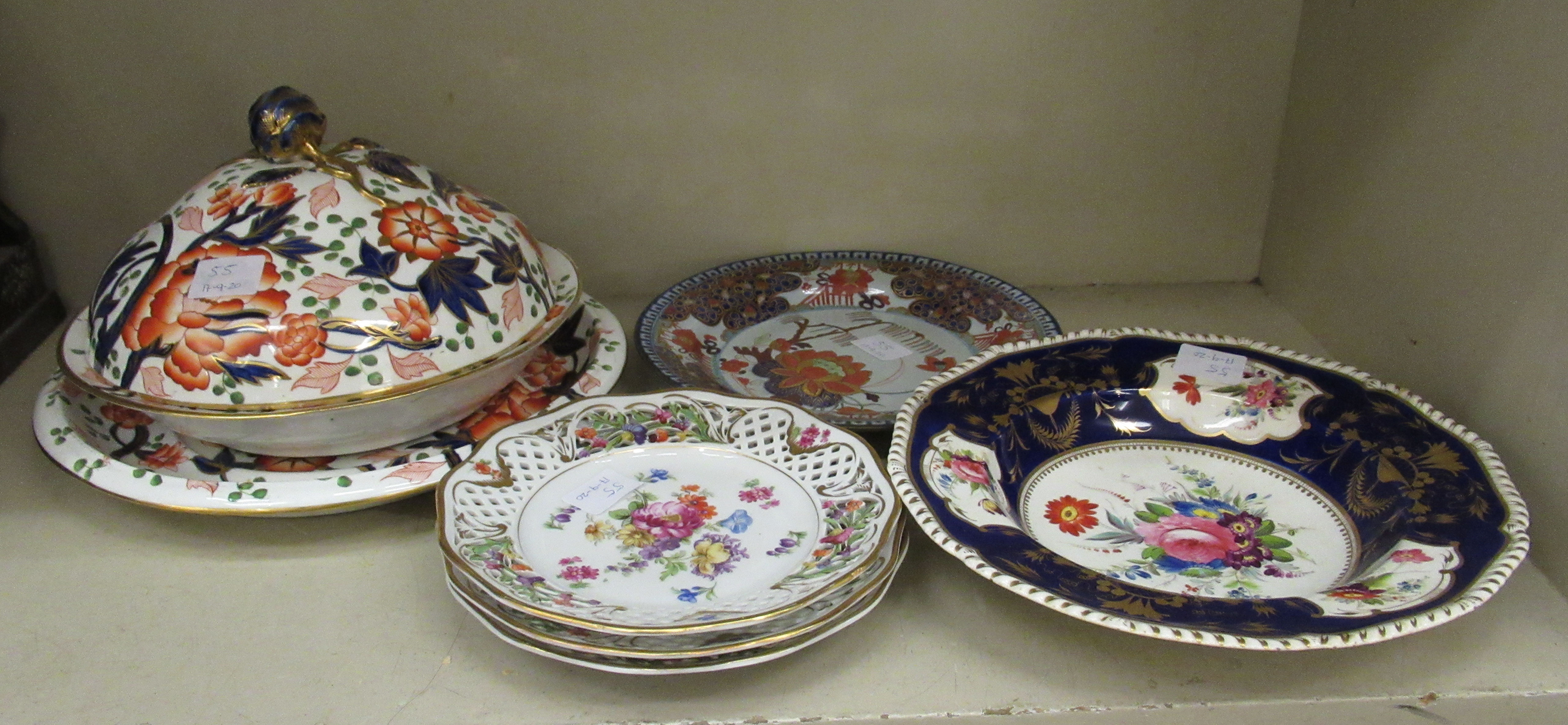 Ceramics: to include an early Victorian Turners Patent stoneware plate,