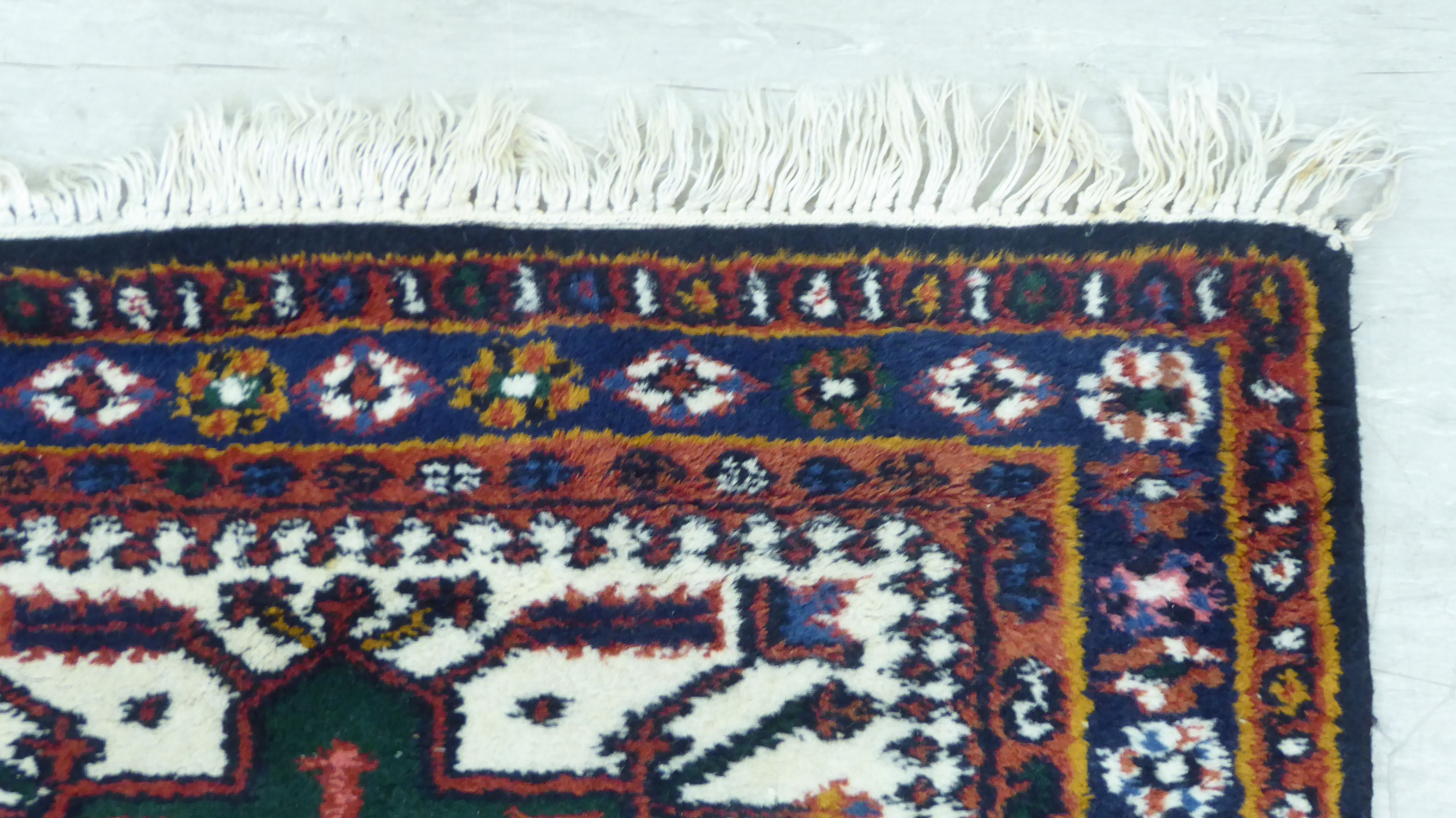 A Persian rug, - Image 3 of 4