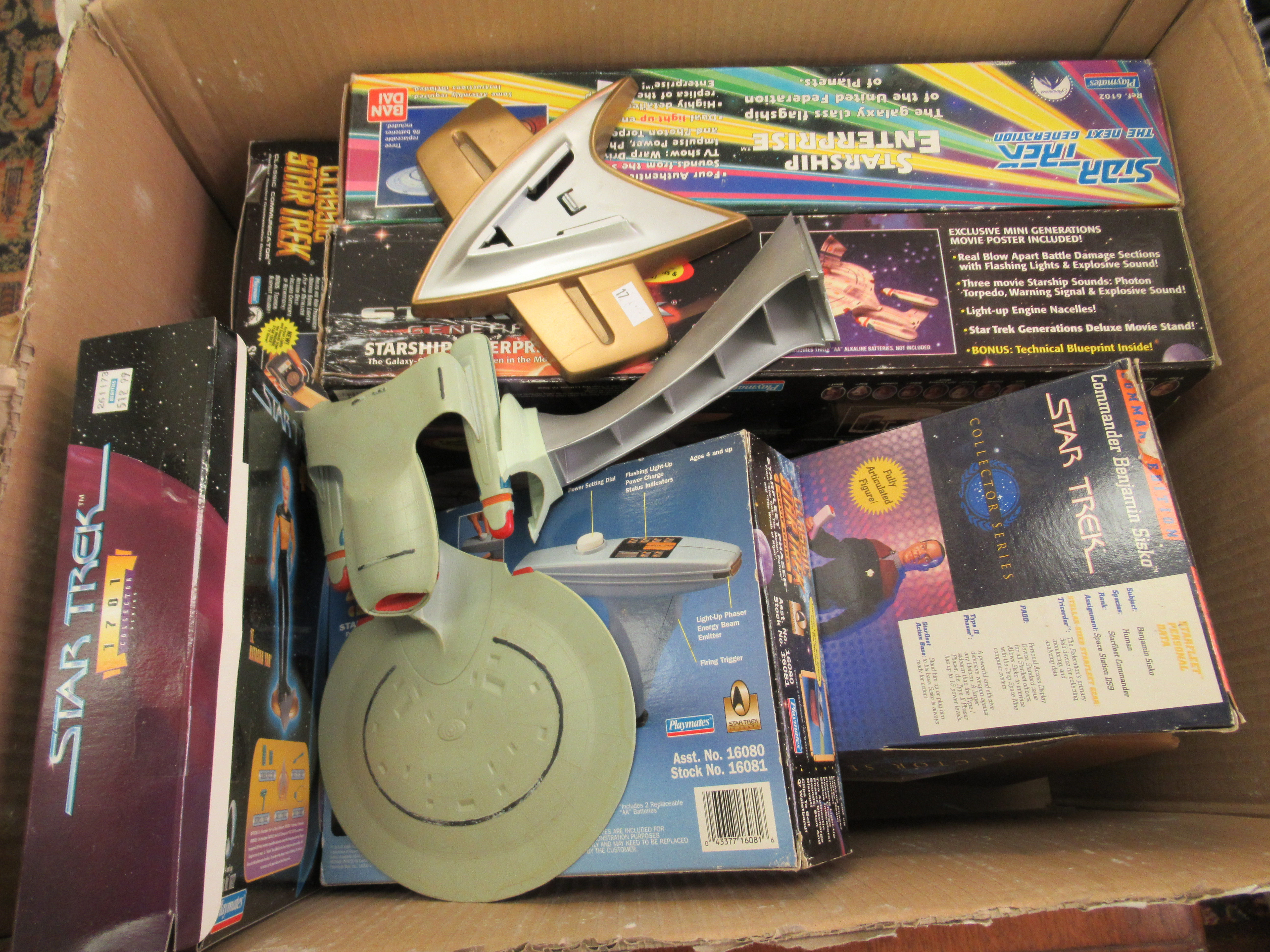 Star Trek related collectables: to include Generations Starship Enterprise boxed (completeness - Image 2 of 4