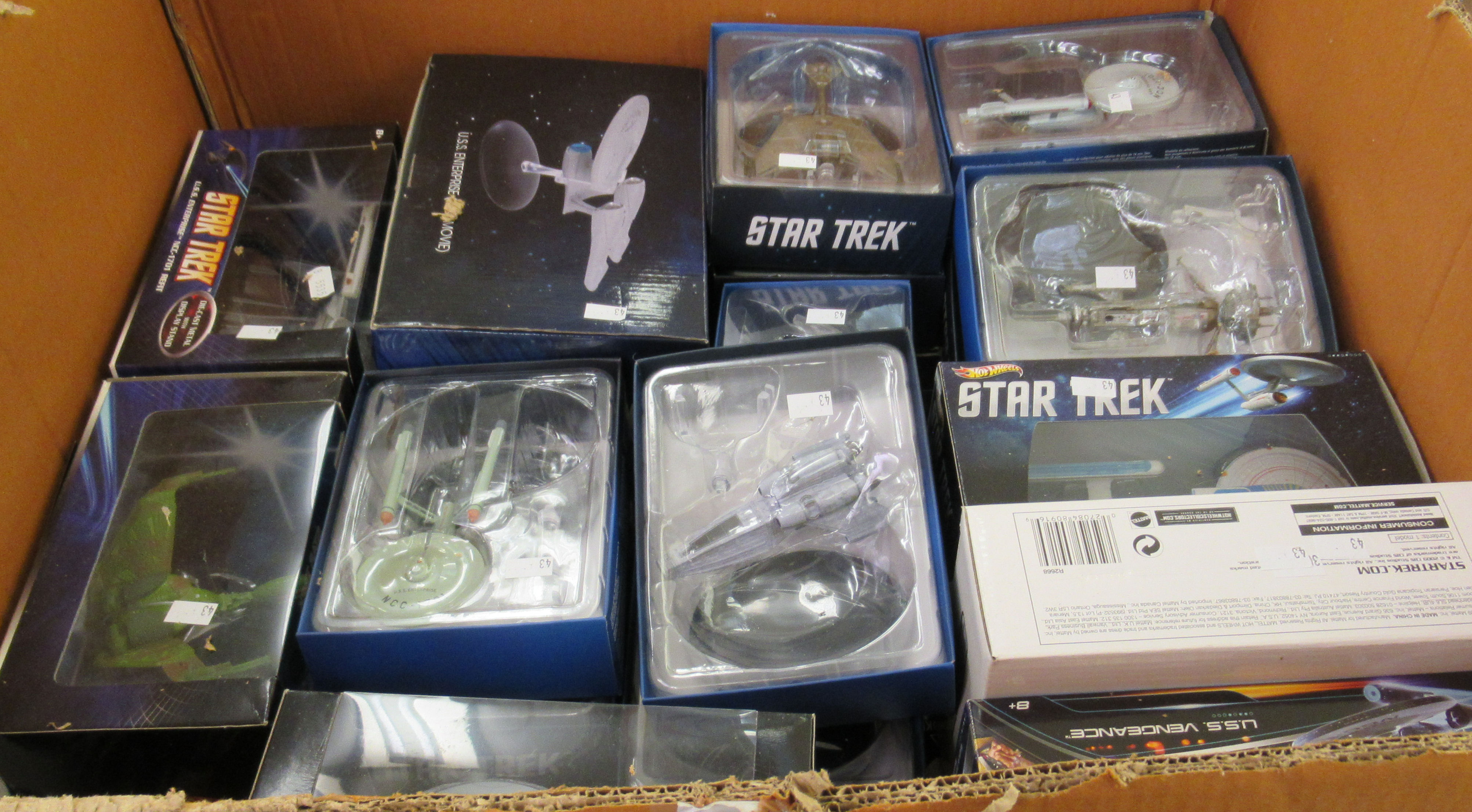 Star Trek related collectables: to include a Hot Wheel USS Vengeance boxed (completeness not