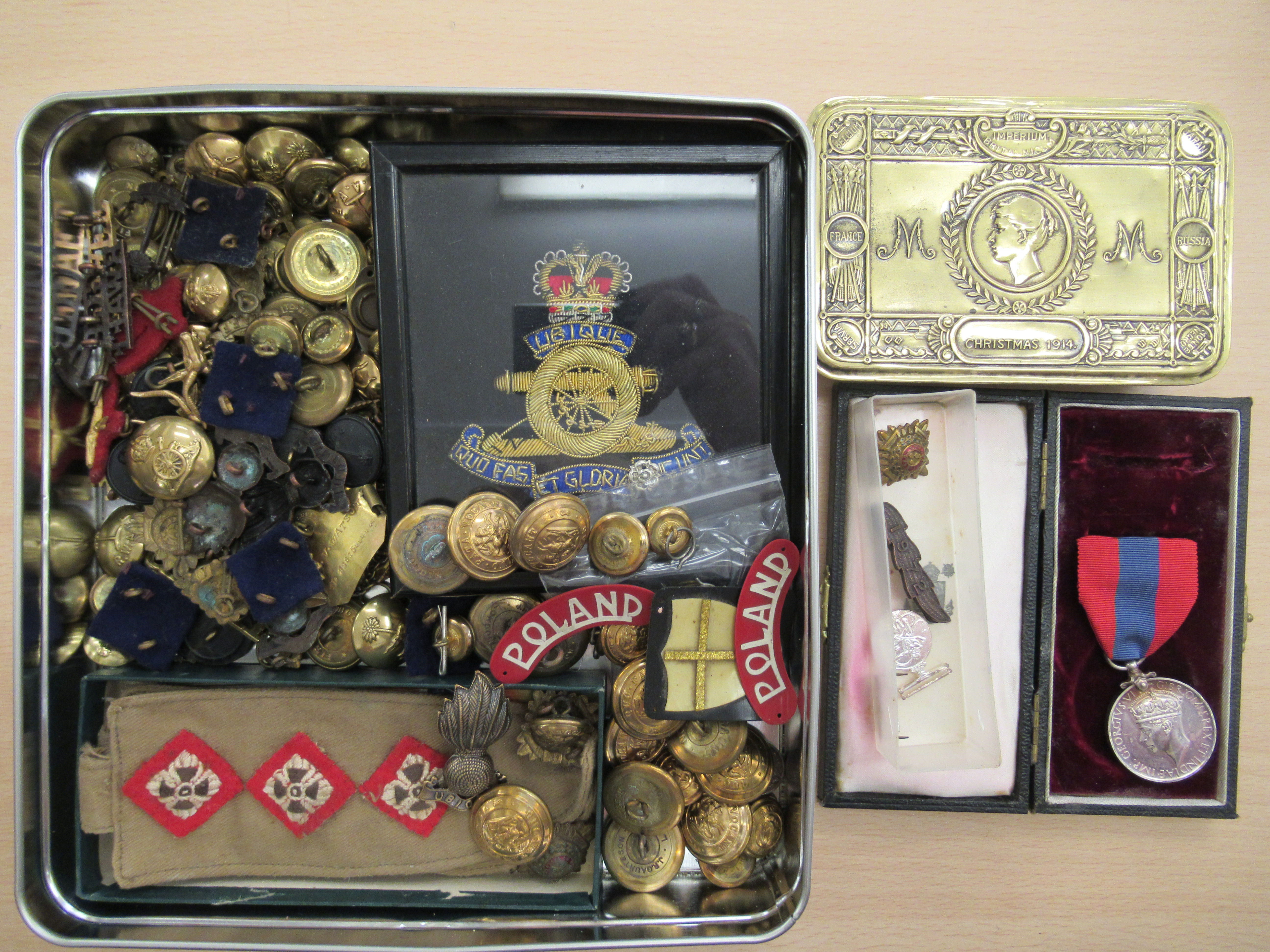 Military badges, buttons,