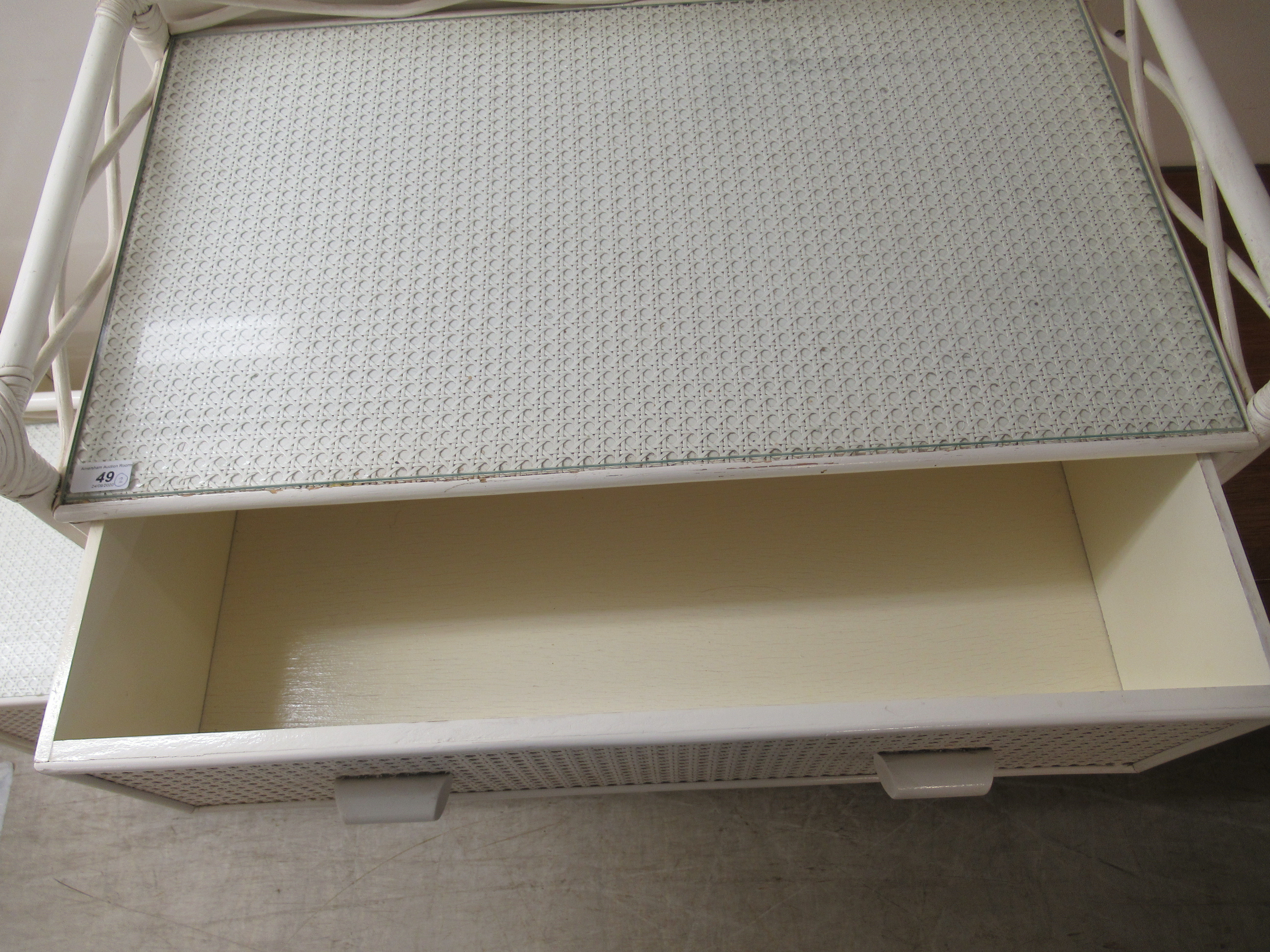 A 20thC white painted woven split cane covered four drawer dressing chest, - Bild 2 aus 3