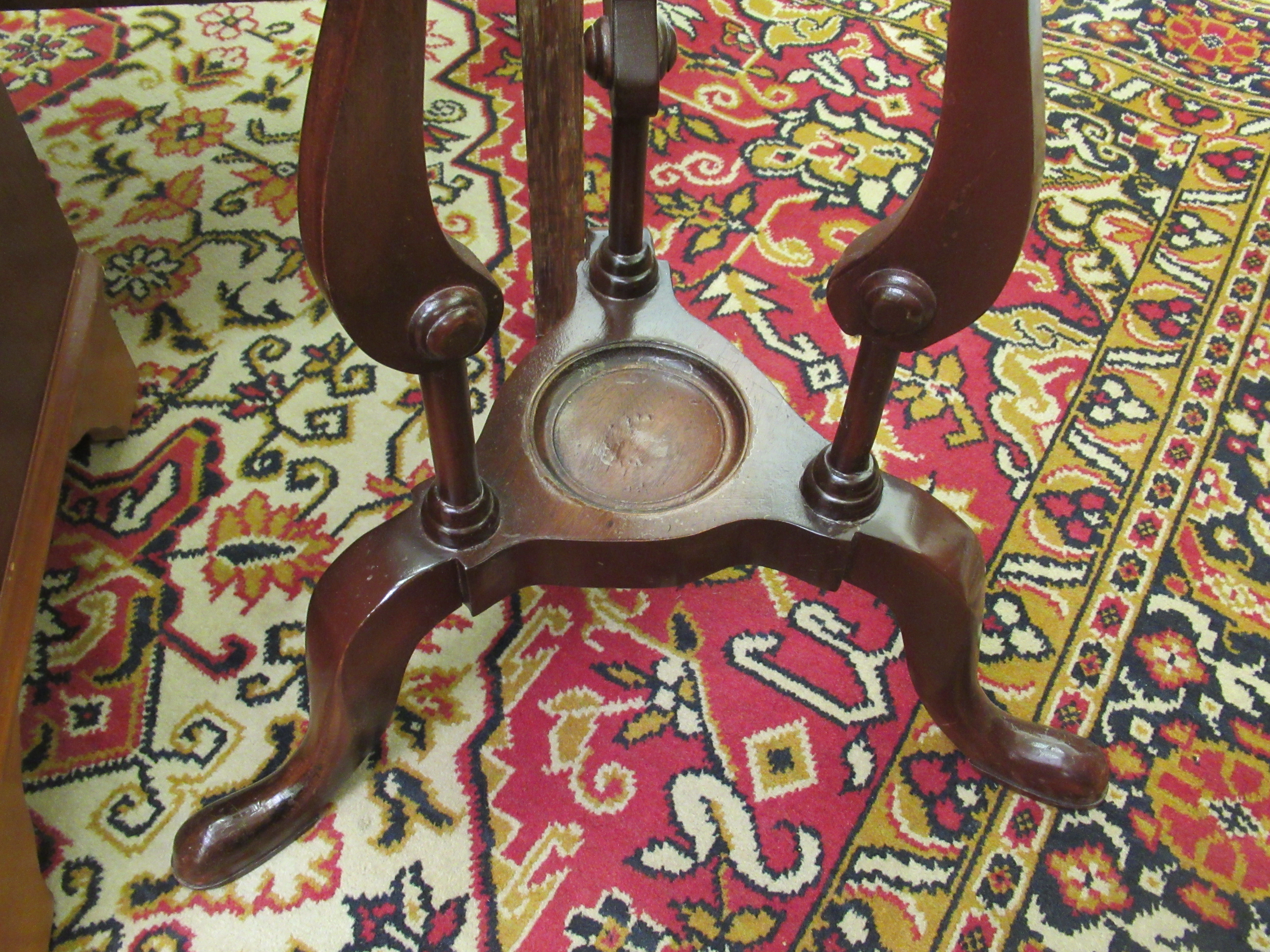 A mid 20thC mahogany washstand, - Image 3 of 3