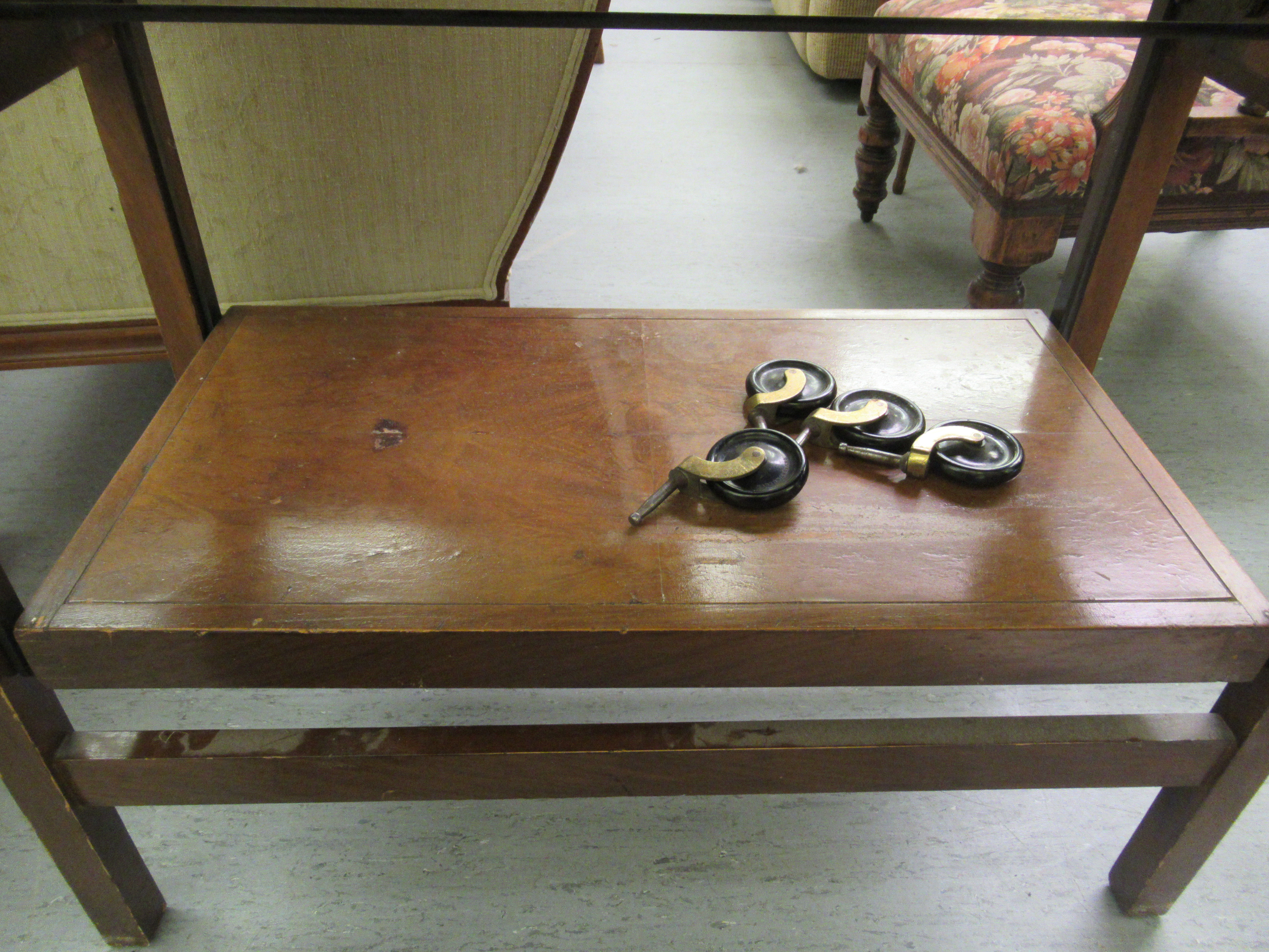 A mid 20thC stained beech two tier metamorphic serving trolley, - Image 2 of 4