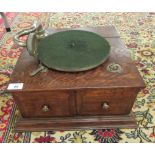A mid 20thC oak cased table-top gramophone BSR