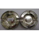 A pair of silver ashtrays Birmingham 1979 5''dia 11