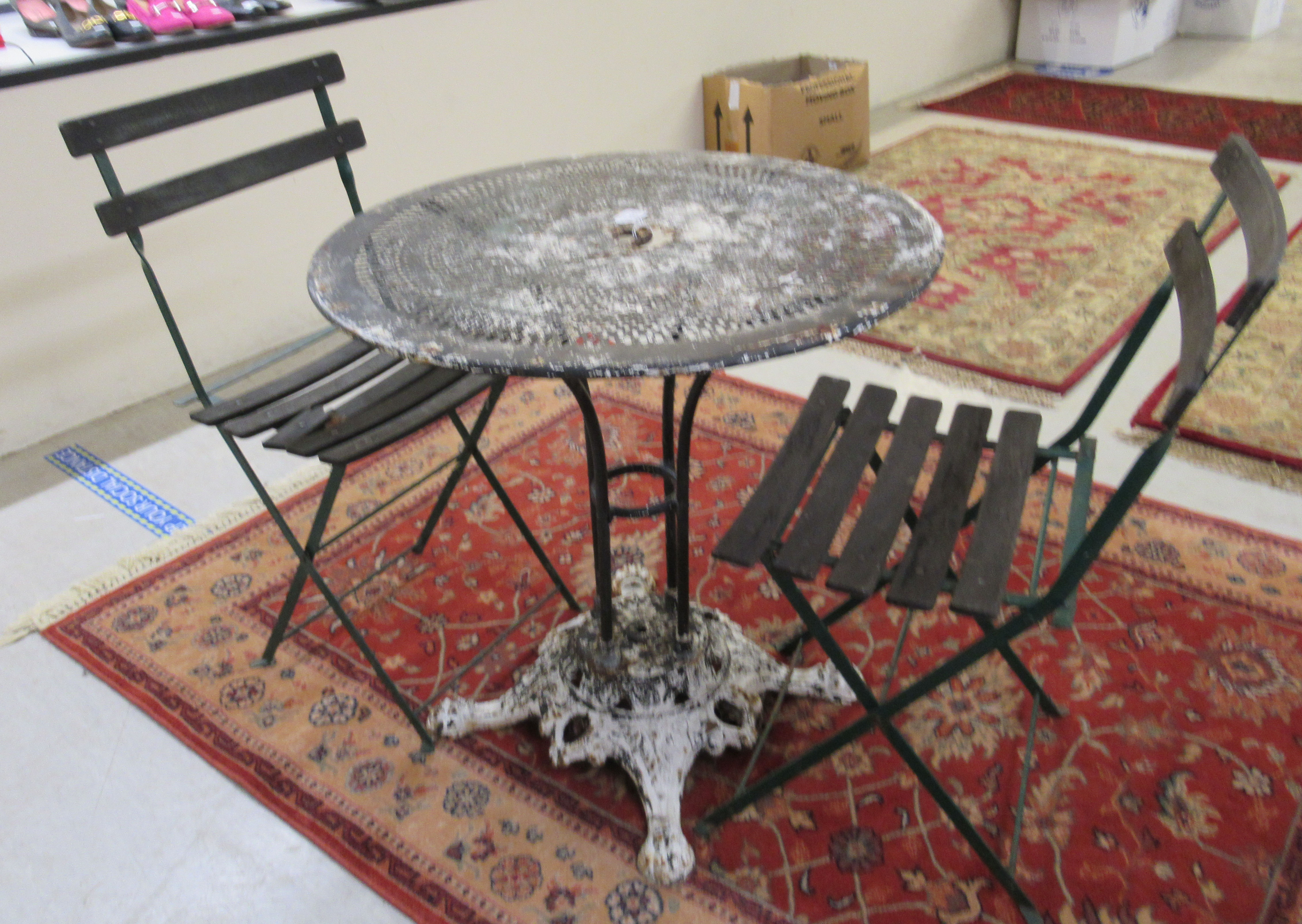 A cast iron and other painted metal pedestal patio table 29''h 29''dia; - Image 2 of 5