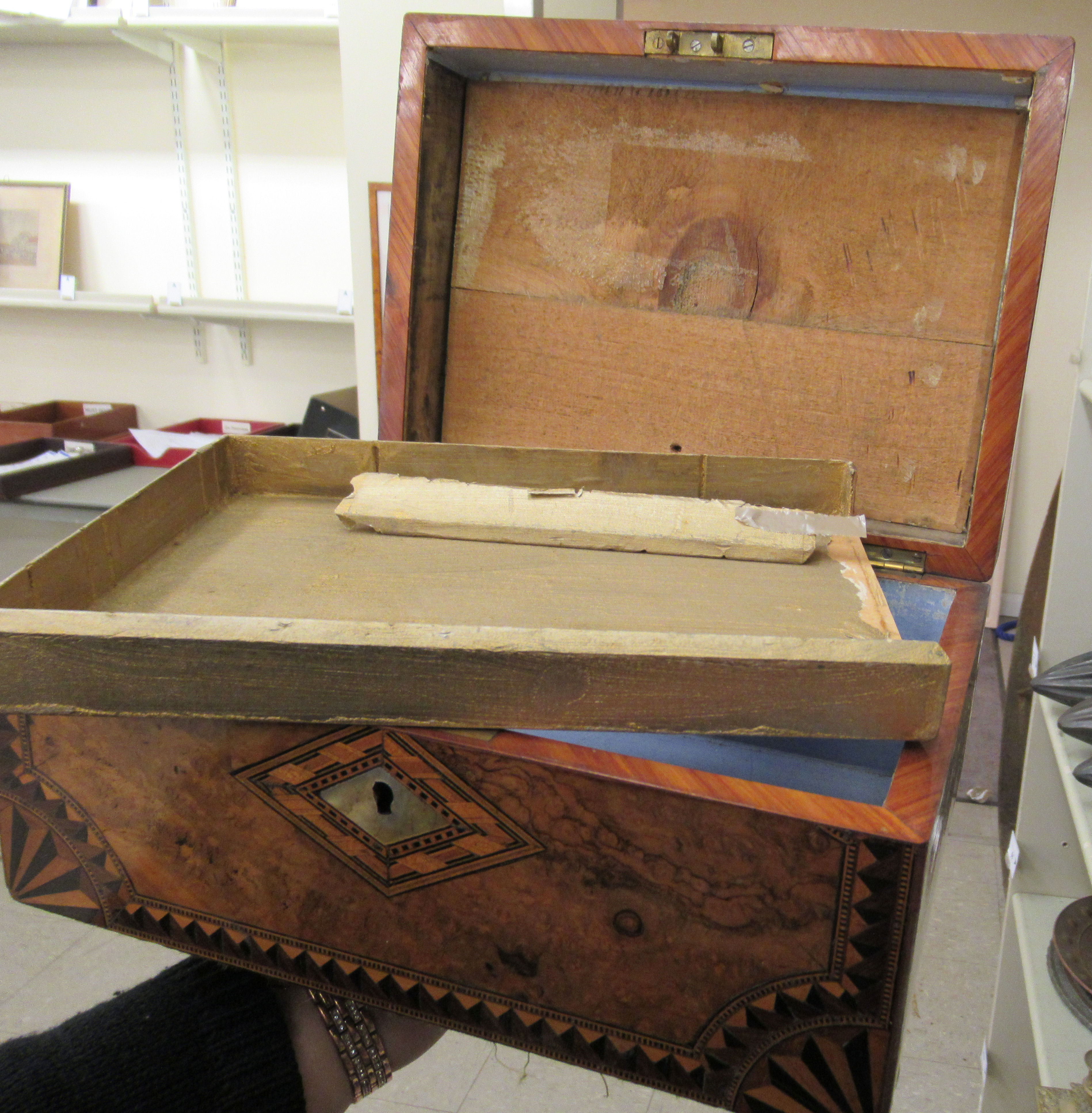 An early 19thC ebony, satinwood and burr walnut work box, - Image 4 of 5