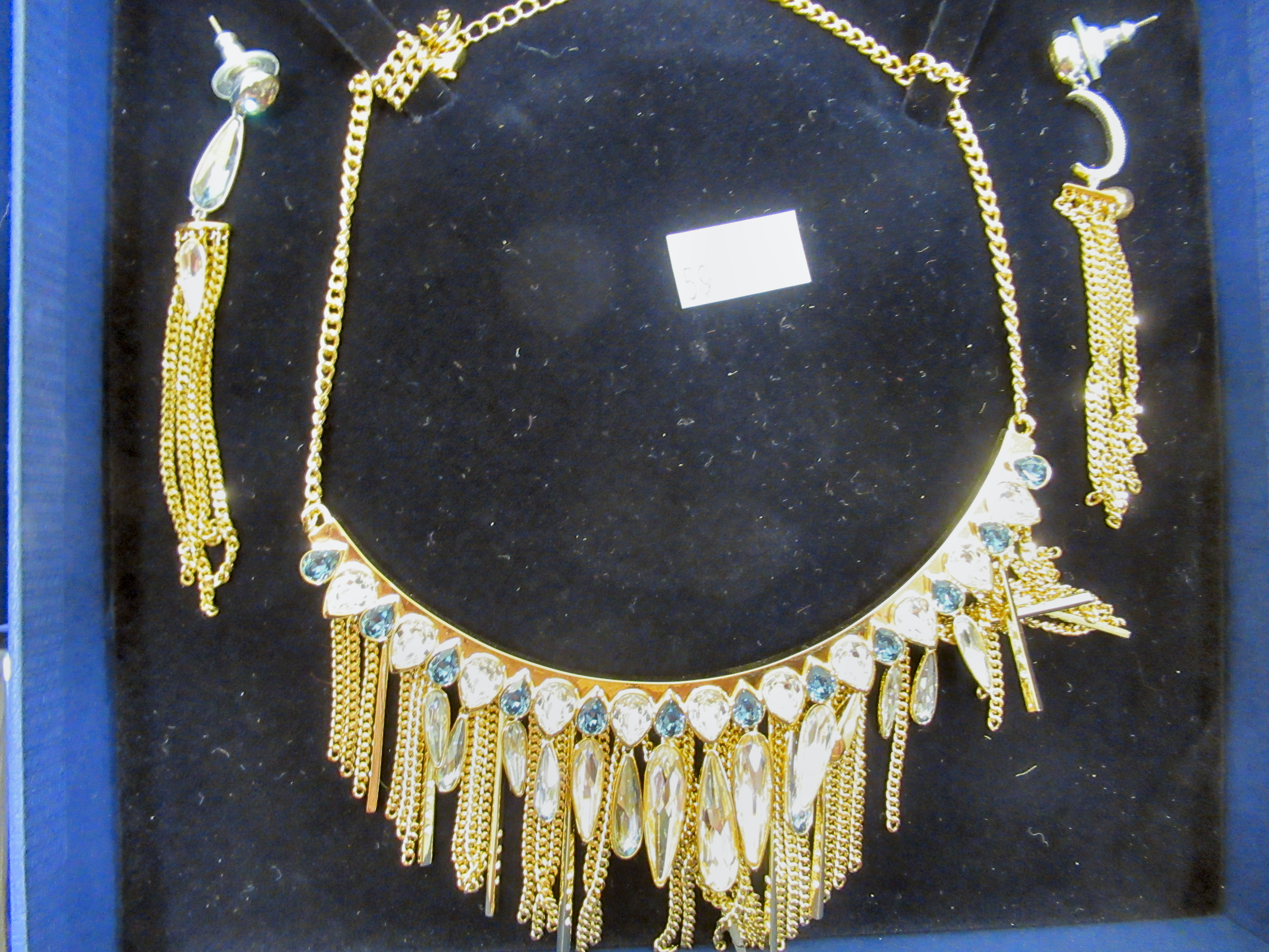 Swarovski crystal jewellery: to include a fan design brooch, - Image 3 of 4