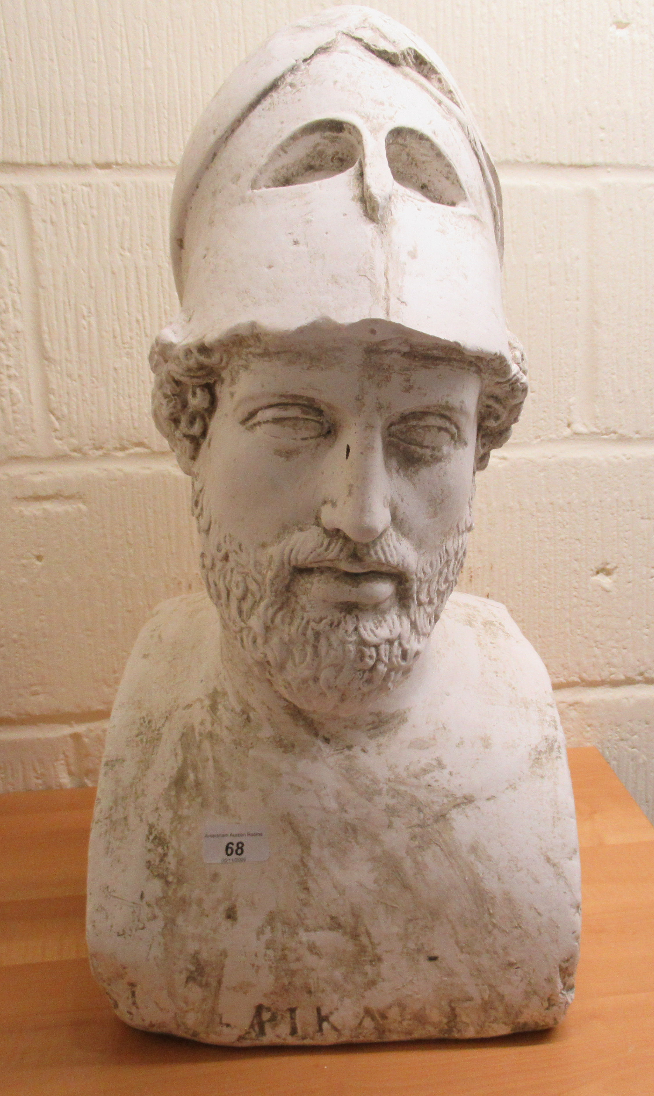 A modern composition bust 'Pericles' 24''h CA