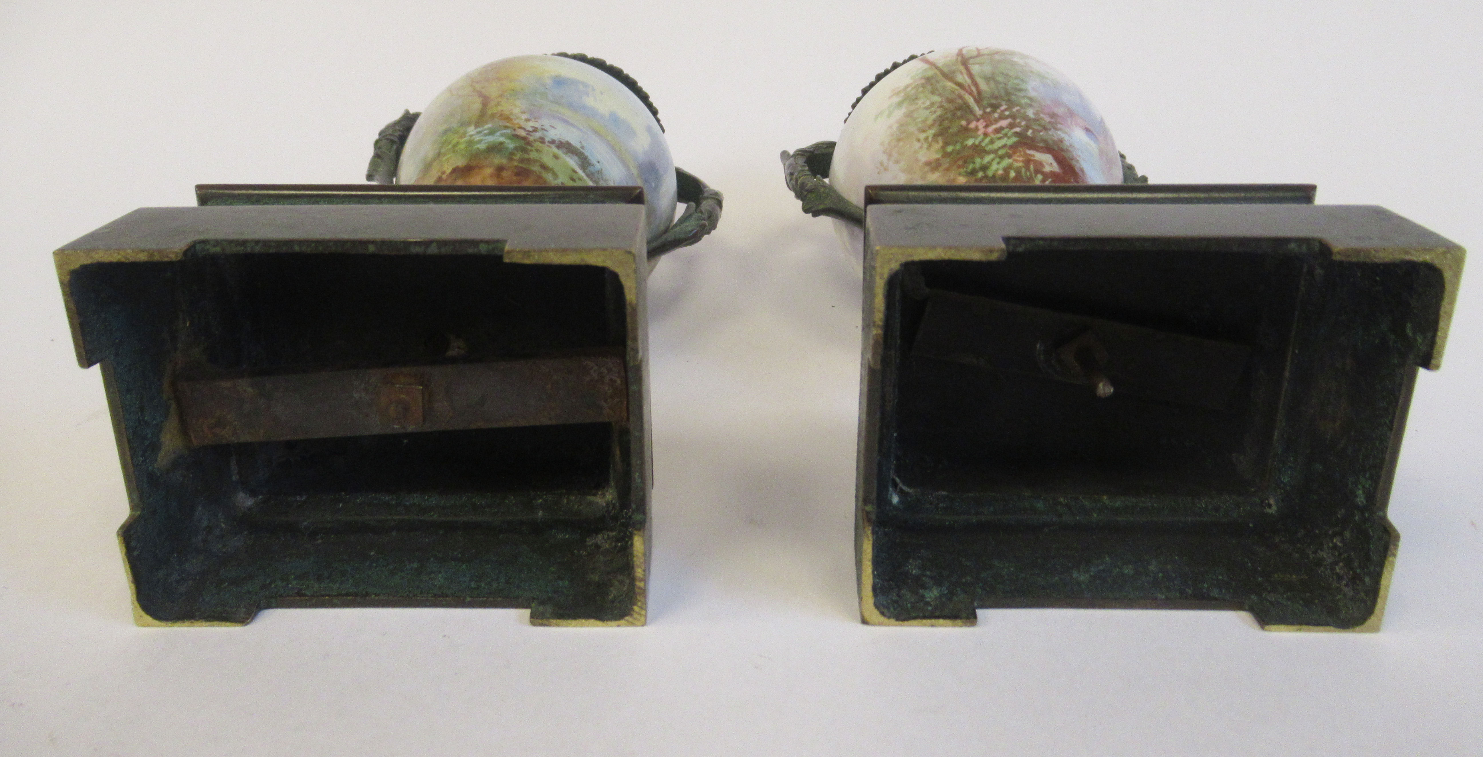 A pair of late 19thC patinated bronze and porcelain mounted and painted candleholder style, - Bild 3 aus 4