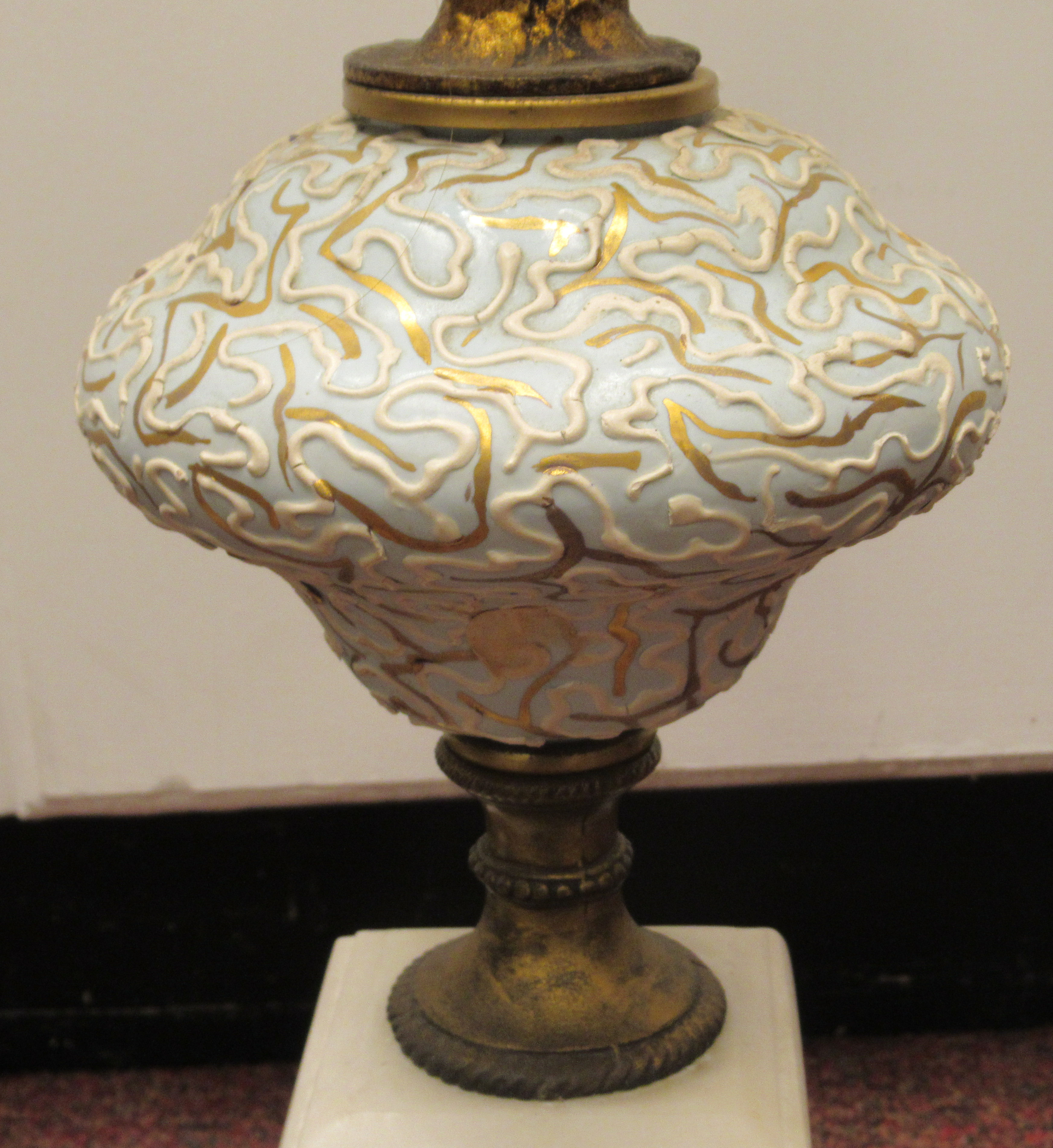 A pair of modern table lamps, each comprising a naturalistically fashioned gilt metal, - Image 6 of 9