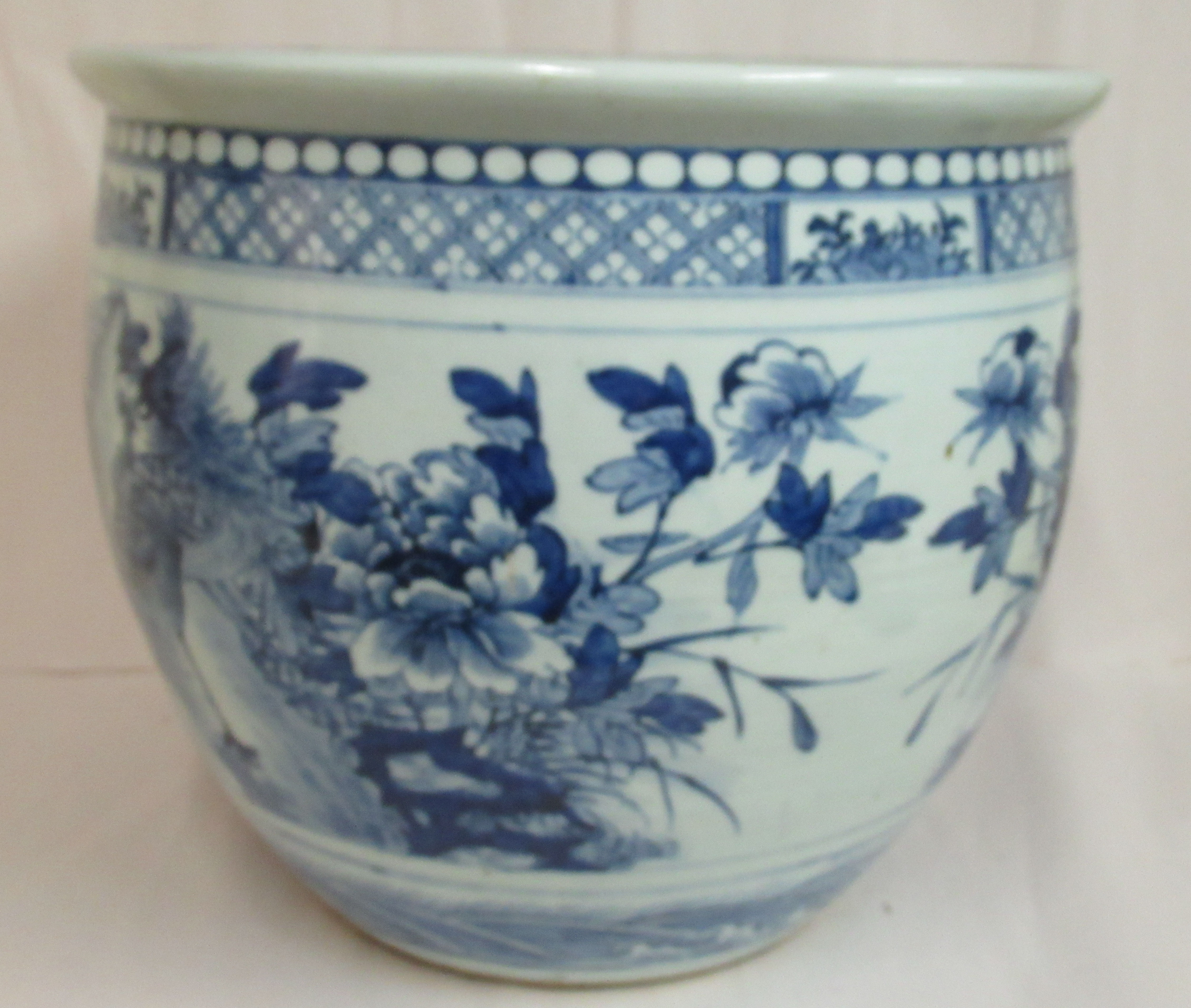 A late 19thC Chinese porcelain fish bowl, having an inverted rim, - Image 2 of 6