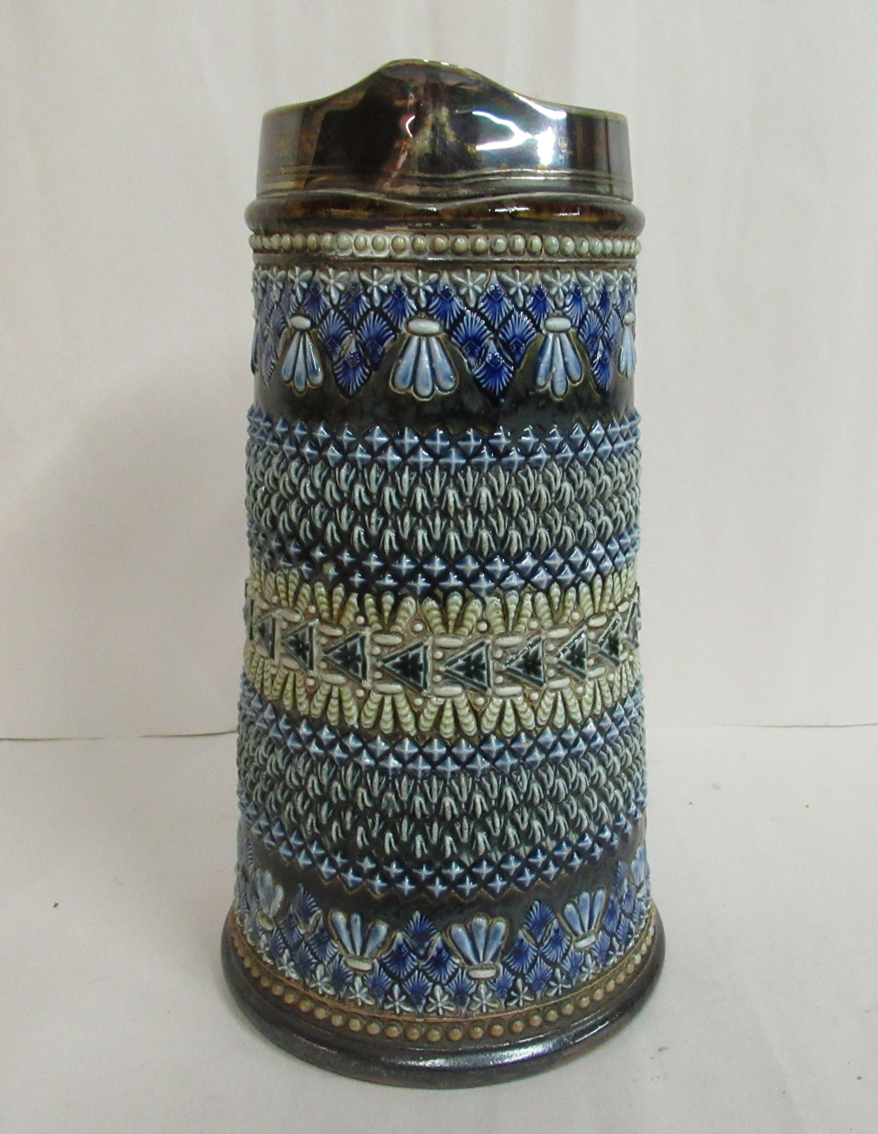 A Doulton Lambeth stoneware jug of tapered, cylindrical form, - Bild 4 aus 6