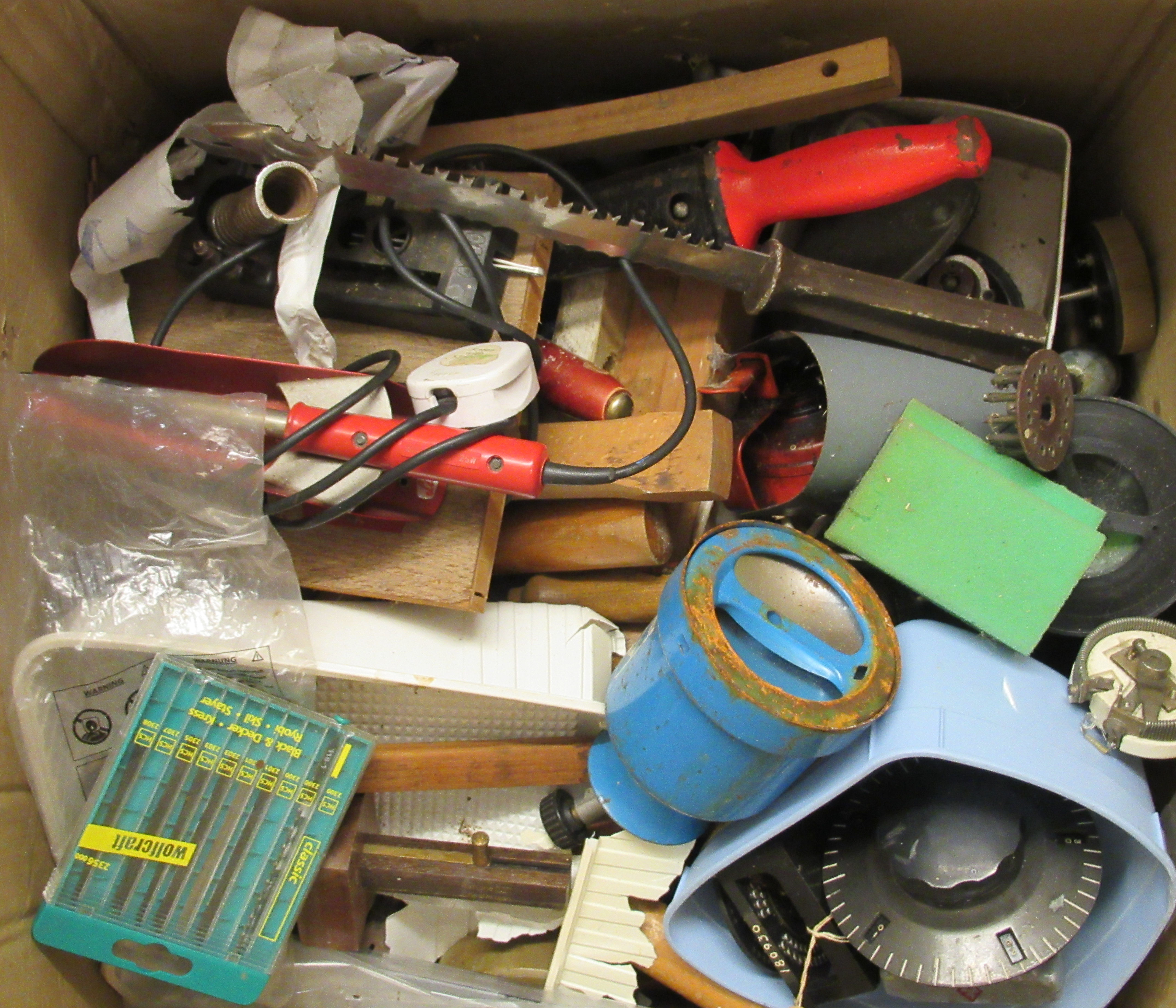 A miscellany of handtools, drill bits, - Image 7 of 7