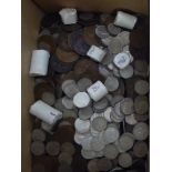 Uncollated pre-decimal British coins: to include Edward VII pennies and later sixpence OS10