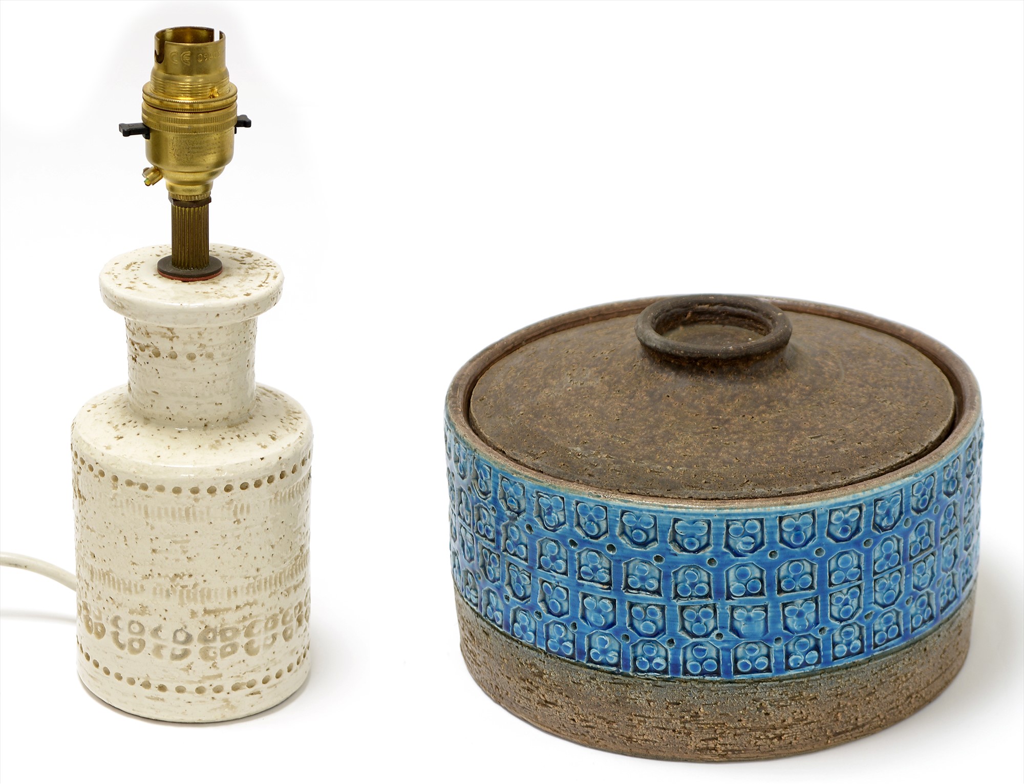 Aldo Londi Bitossi croc pot and cover; and ceramic lamp base. (2)