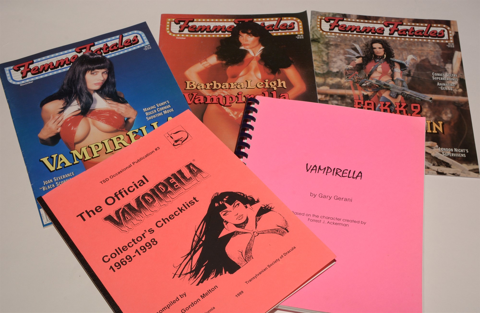 Vampirella - Image 2 of 2