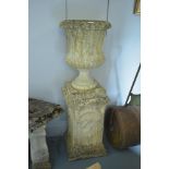 Garden urn