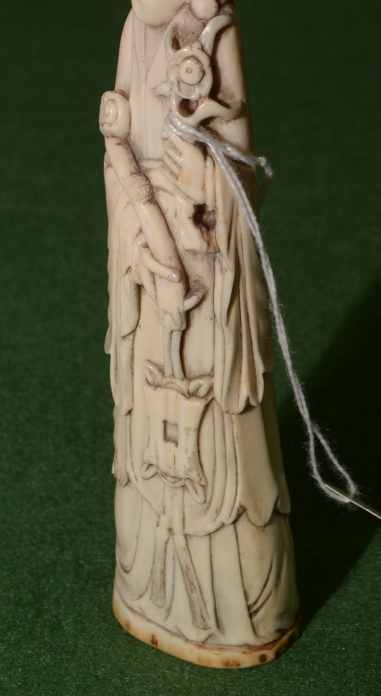 Chinese Ivory figure of Quanyin - Image 3 of 11