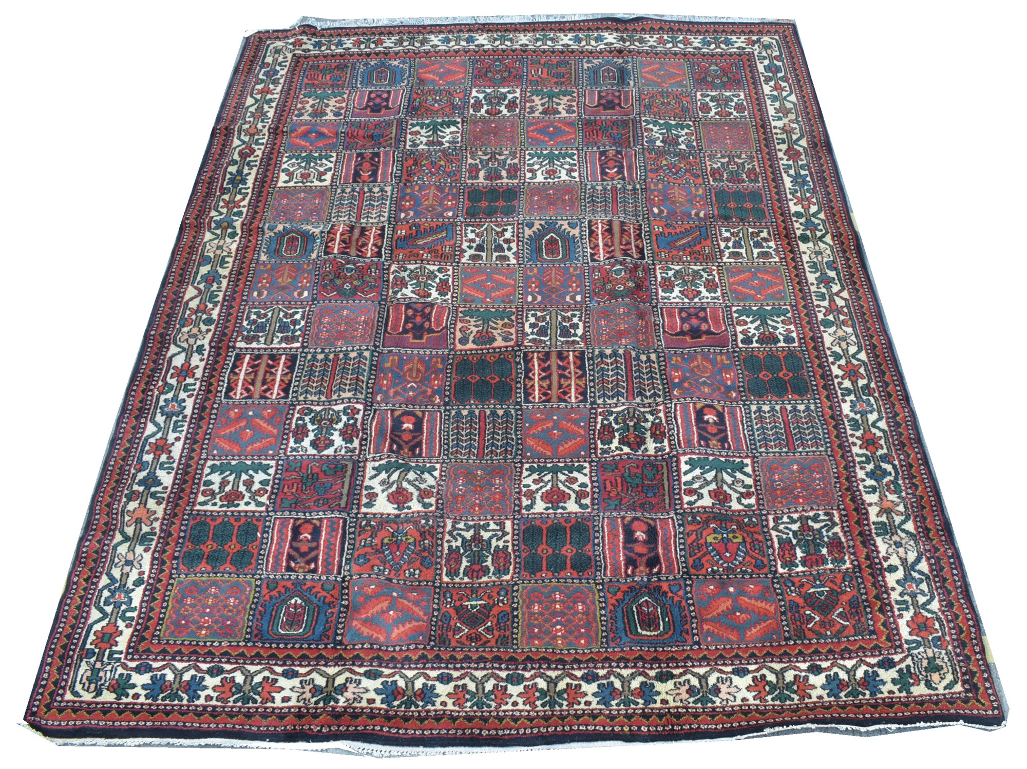 Bakhtiari carpet - Image 2 of 4