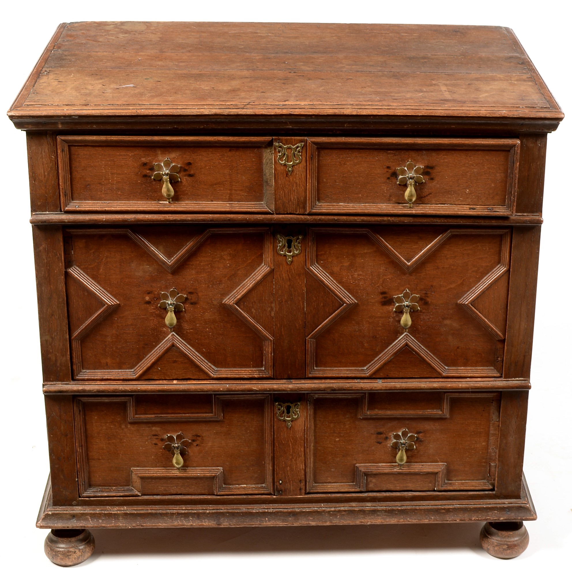 18th Century Continental oak chest of drawers
