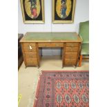 Early 20th Century oak desk