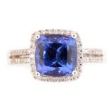 Tanzanite and diamond ring