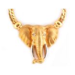 A 9ct yellow gold elephant pattern necklace