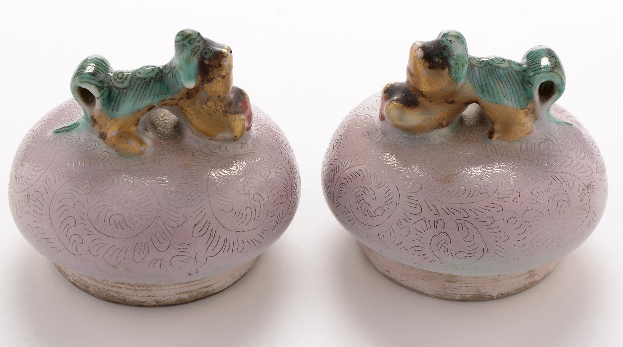 Pair of Chinese famille rose vases and covers - Image 7 of 12