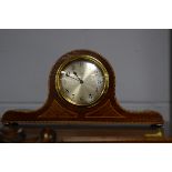 Mantel clock