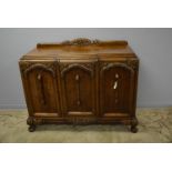 1930's oak sideboard.