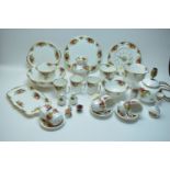 Royal Albert 'Old Country Roses' pattern tea ware and other items.